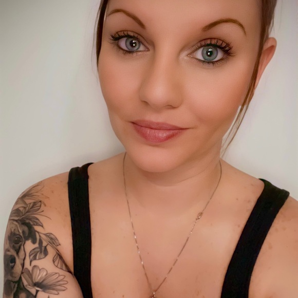 Meet your Posher, Kristi - Picture 2 of 2